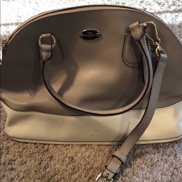 Coach crossbody - Picture 2 of 8